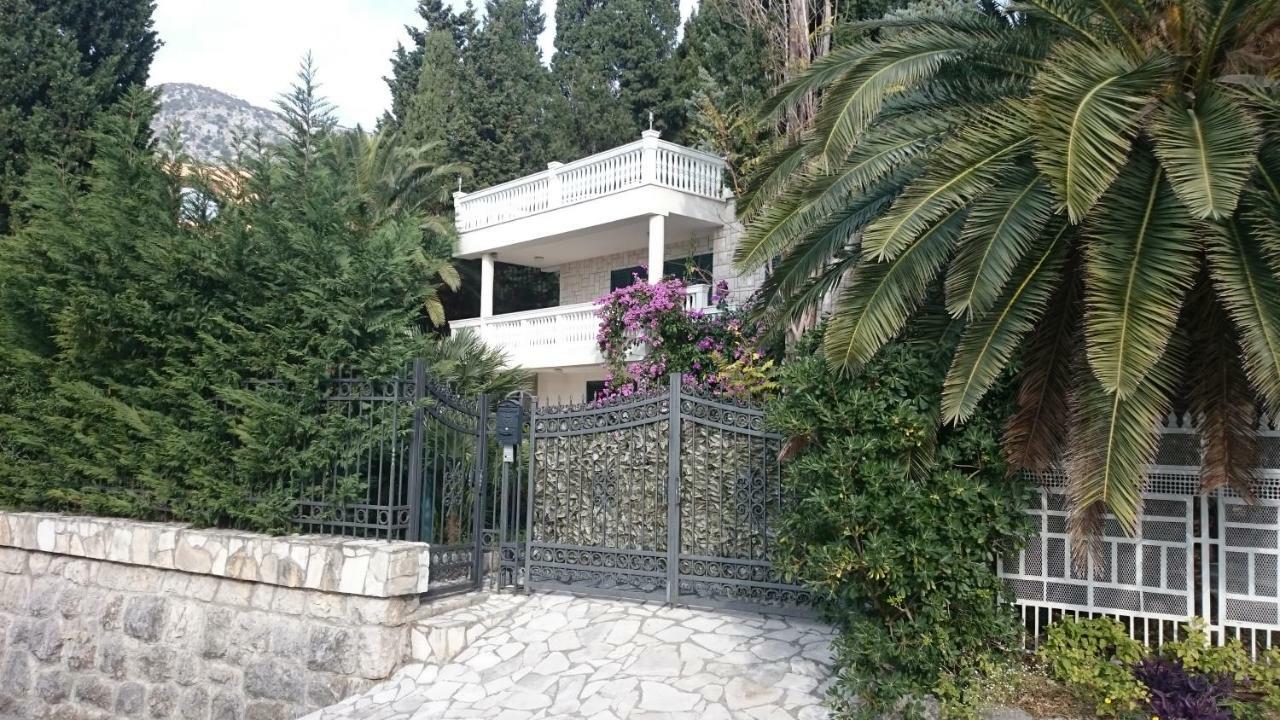 Bg Villa, Apartment L ストモレ エクステリア 写真